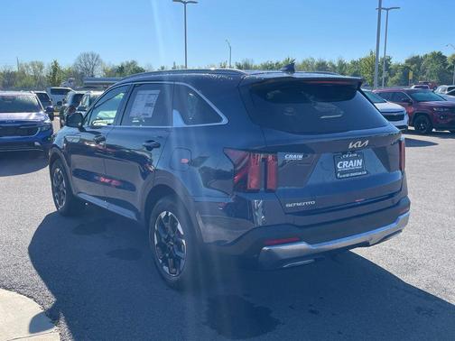 Midnight 2026 Kia Sorento S