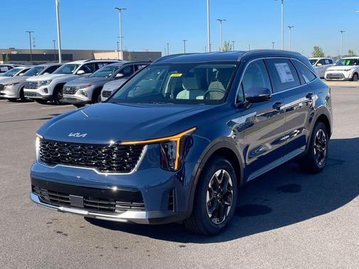 Midnight 2026 Kia Sorento S