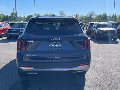 Midnight 2026 Kia Sorento S
