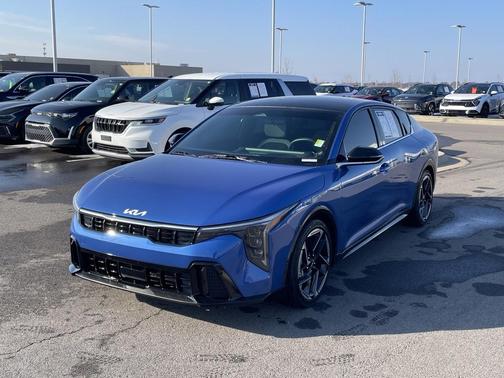 2025 Kia K4 GT-Line
