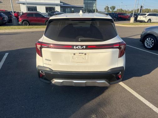 2024 Kia Seltos S