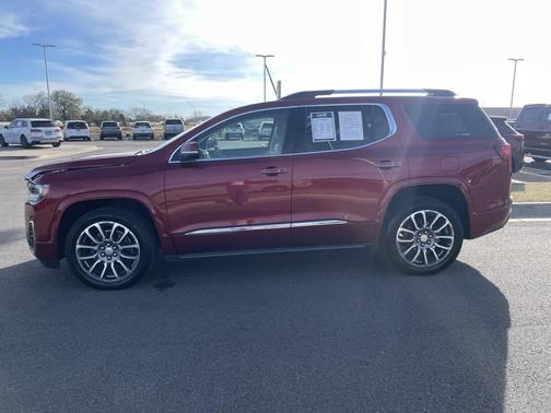 2021 GMC Acadia Denali