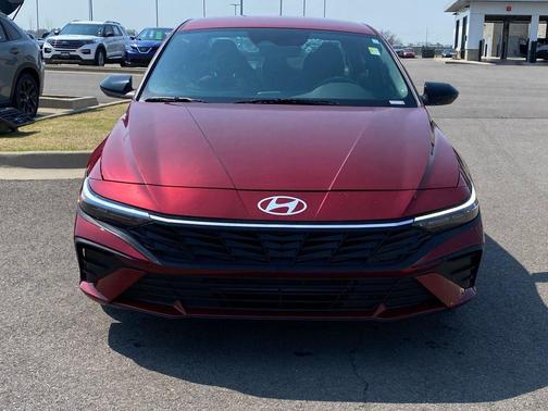 2025 Hyundai ELANTRA Sport