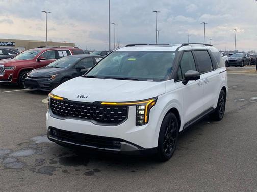 Snow White Pearl 2026 Kia Carnival Hybrid SX Prestige