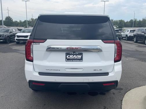 2023 GMC Yukon SLE