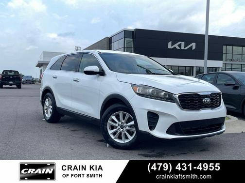 Snow White Pearl 2019 Kia Sorento LX
