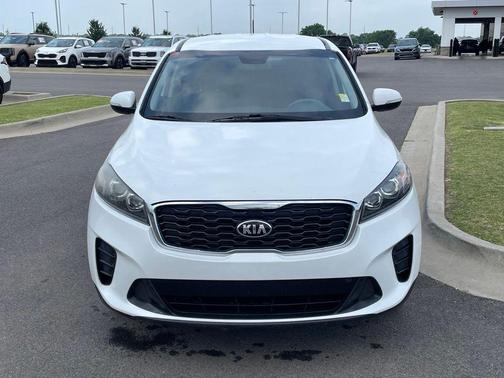 Snow White Pearl 2019 Kia Sorento LX