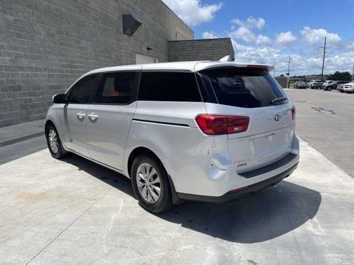 2021 Kia Sedona LX