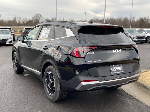 Ebony Black 2026 Kia Sportage EX