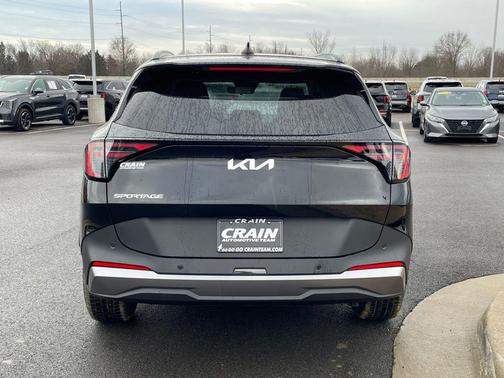Ebony Black 2026 Kia Sportage EX