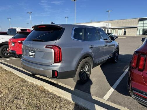 2025 Kia Telluride LX