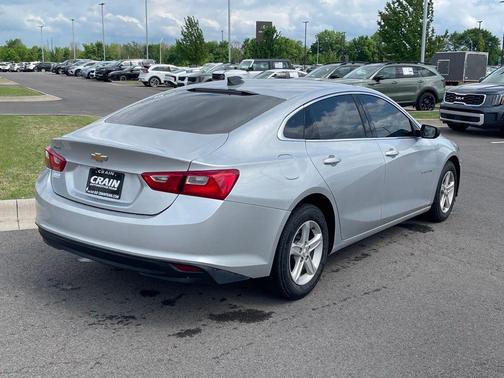 Silver Ice Metallic 2020 Chevrolet Malibu 1LS