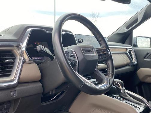 2023 GMC Canyon Denali