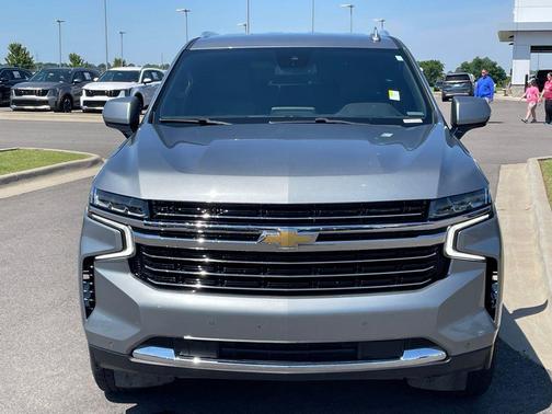 Sterling Gray Metallic 2023 Chevrolet Tahoe LT