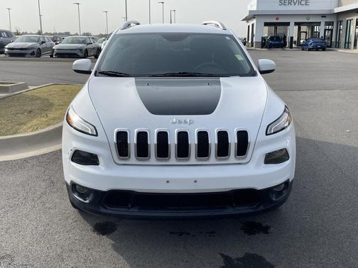 2018 Jeep Cherokee Latitude