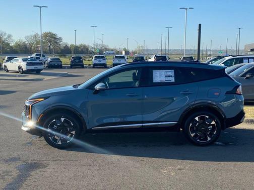 Heritage Blue 2026 Kia Sportage Hybrid SX-Prestige