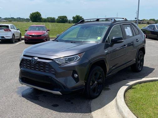 Magnetic Gray Metallic 2019 Toyota RAV4 Hybrid SE