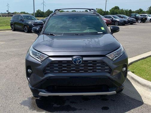 Magnetic Gray Metallic 2019 Toyota RAV4 Hybrid SE