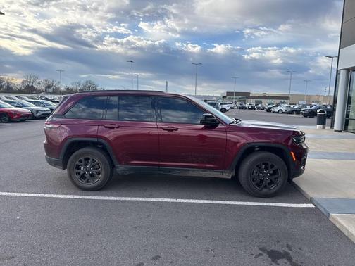 2024 Jeep Grand Cherokee Altitude