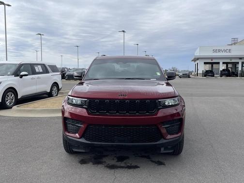 2024 Jeep Grand Cherokee Altitude