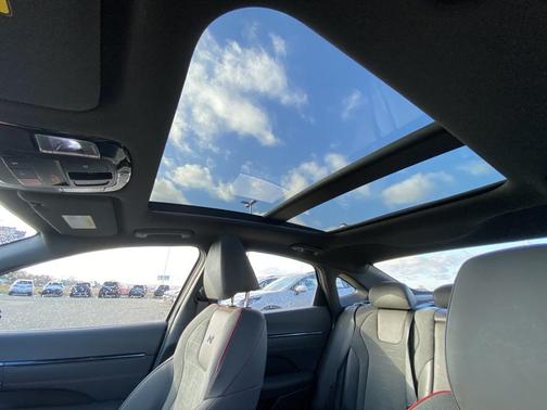 2023 Hyundai SONATA SE