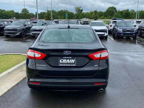 Tuxedo Black Metallic 2014 Ford Fusion SE