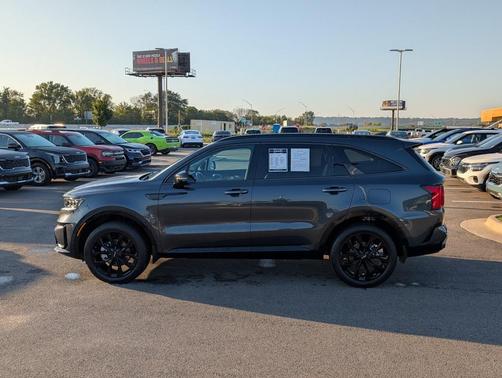 2023 Kia Sorento SX