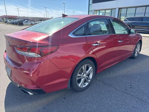 2019 Hyundai SONATA Limited