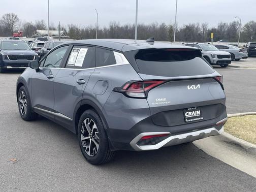 2024 Kia Sportage EX