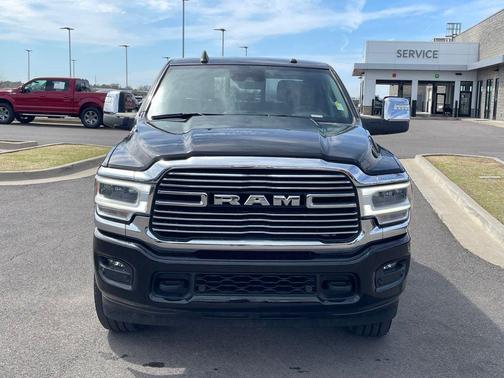 2024 RAM 2500 Laramie Crew Cab 4x4 6'4' Box