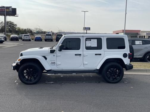 2022 Jeep Wrangler Unlimited 4xe Sahara