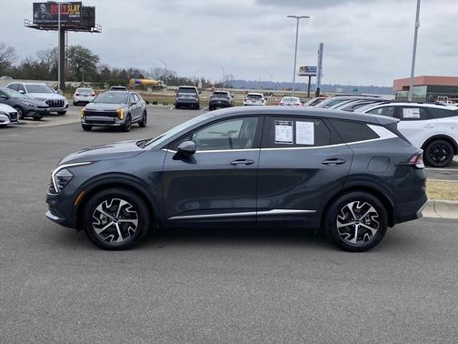 2025 Kia Sportage EX