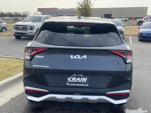 2025 Kia Sportage EX