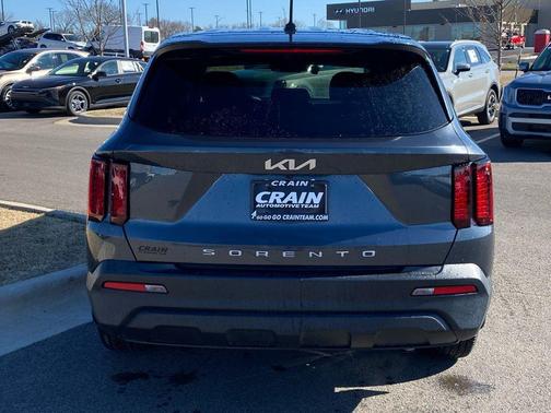 2022 Kia Sorento LX