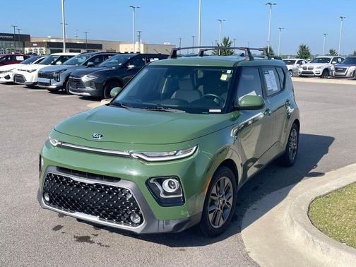 Green 2020 Kia Soul EX