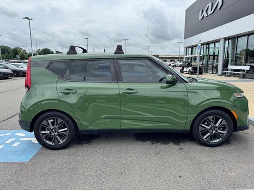 Undercover Green 2020 Kia Soul EX