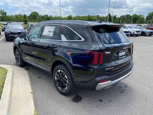 Ebony 2026 Kia Sorento S