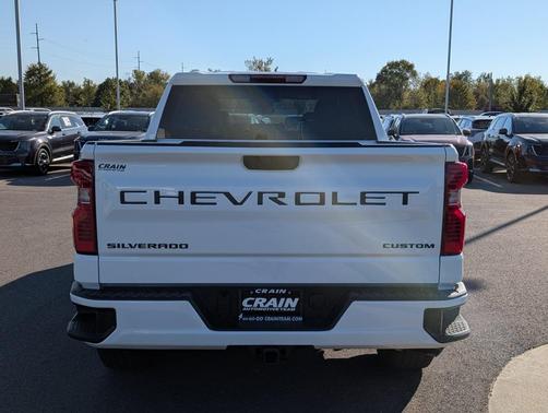 2024 Chevrolet Silverado 1500 Custom