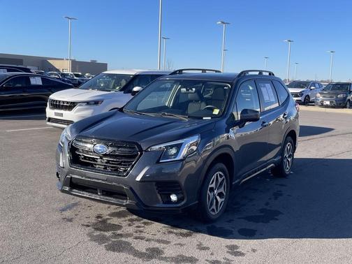 2024 Subaru Forester Premium