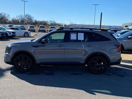 2025 Kia Sorento EX