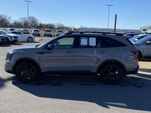 2025 Kia Sorento EX