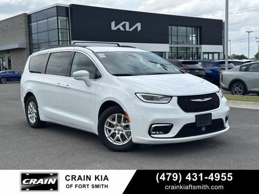 2022 Chrysler Pacifica Touring L