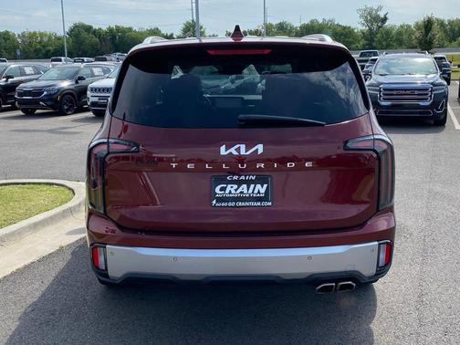 Red 2023 Kia Telluride EX