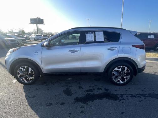 2022 Kia Sportage EX