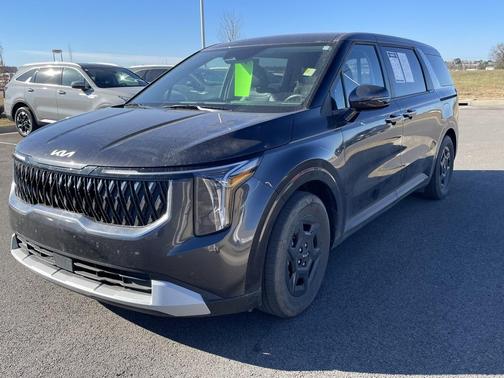 2025 Kia Carnival LXS