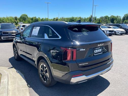 Ebony Black 2025 Kia Sorento S