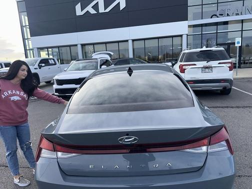 2021 Hyundai ELANTRA SE