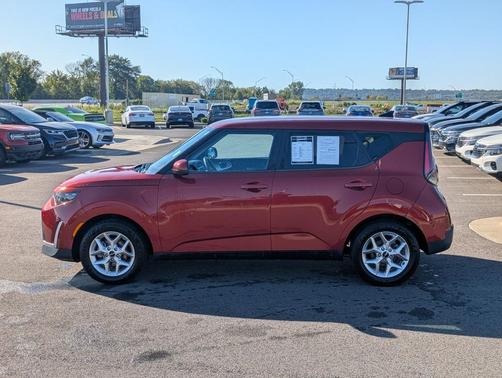2023 Kia Soul LX