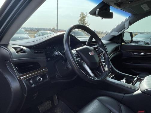 2020 Cadillac Escalade Premium Luxury