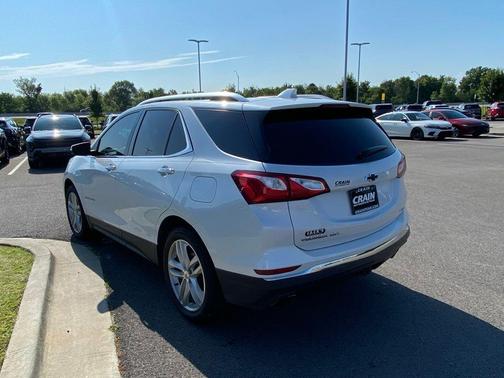 Pearl 2018 Chevrolet Equinox Premier w/2LZ